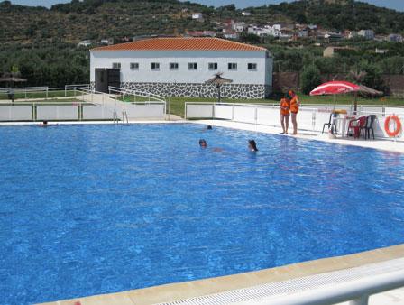 Imagen Piscina Municipal de Alcuéscar